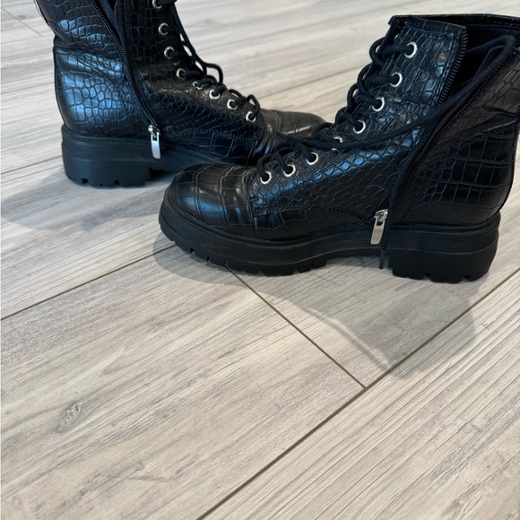 Nine West Piercy Women’s Combat Boots Size 7 1/2 - Picture 3 of 5